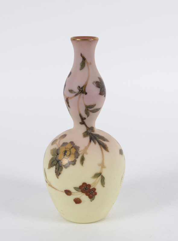 THOMAS WEBB "Queens Burmese" glass vase with hand-painted floral motif, late 19th century, ​23cm high
