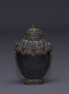 A Sino-Tibetan snuff bottle, horn and silver with semi-precious stones, 19th century, ​8.5cm