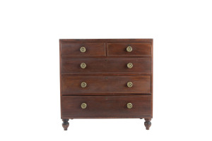 A Georgian five drawer chest, mahogany with circular brass handles, circa 1820, 105cm high, 105cm wide, 50cm deep
