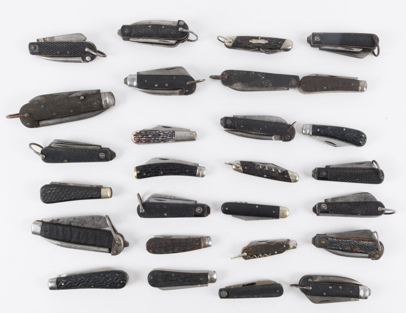 Twenty seven assorted pocket knives, mostly Sheffield, England, 19th and 20th century, ​the largest 22cm long