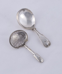 Two sterling silver caddy spoons, one fiddle and thread with shell pattern, London, circa 1816 and the other by Joseph Willmore, Birmingham, circa 1818, 9cm and 8cm long