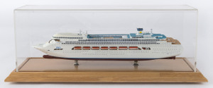 "PACIFIC DAWN" P & O model cruise ship in case, the case 46cm across