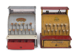 BOOMEROO TOYS Australian vintage toy cash register together with a CODEG British toy cash register, mid 20th century, ​19cm high