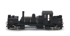 Tasmania 1909 Tasmanian Garratt 'K' Class (K1) Compound Steam Locomotive (140x29x42mm) operated by Tasmanian Government Railways, black livery with gold trim, 2ft gauge, 0-4-0+0-4-0 wheel configuration, built by Beyer, Peacock & Co in England. Assembled by Frank Kelly from a 4mm model kit supplied from the UK by Backwoods Miniatures.