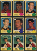 1970-75 Scanlens "Footballers" array with many duplicates comprising 1970 [62], 1972 [42], 1973 Series A [13] & Series B [6], 1974 [9, incl. 2 checklists], 1975 [5, incl 3 checklists], condition fair to VF. (137) - 4