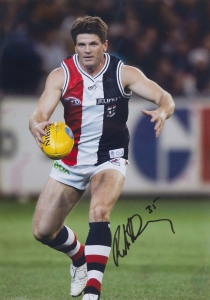BROWNLOW MEDALLISTS: Collection of approximately 60 signed pictures, football cards or pieces, noting Fred Goldsmith (on small photograph) Kevin Murray, Bobby Skilton, Jim Stynes, Gary Dempsey, Malcolm Blight, James Hird, Robert Harvey,(photograph) & Nathan Buckley, Adam Goodes (on AFL Select Honours card); the earlier medallists mostly on piece incl. Harry Collier, Syd Coventry & Bert Deacon. Desirable group, hard to replicate.