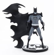 BATMAN DC Comics Black and White Batman based on artwork by Norm Breyfogle, limited edition, in original box - 2