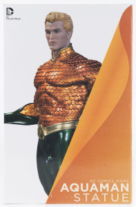 AQUAMAN DC Comics Icons statue sculpted by Gentle Giant Studios in cold-cast porcelain, in original box, 25.4cm high