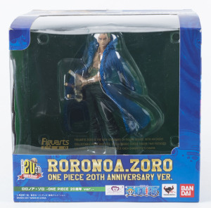 RONONOA ZORO Figuarts Zero one piece 20th anniversary statue in original box, 12.7cm high