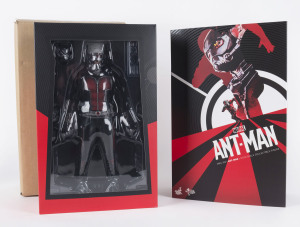ANT-MAN Marvel Movie Masterpieces, Hot Toys 1/6 scale collectible figure in oroginal box