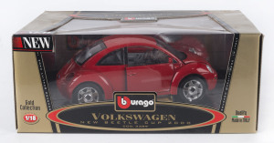 BURAGO Volkswagen New Beetle Cup 2000 Gold Collection 1/18 scale model made in italy, in original box