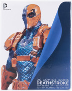 DEATHSTROKE DC Comics Icons statue sculpted by David Giraud, limited edition in original box