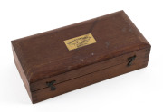 T. GAUNT & Co. Sikes Hydrometer in timber case, 19th century. ​21cm across - 4