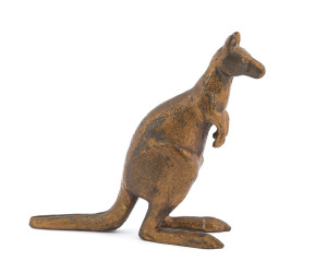 A kangaroo statue, gilt finished cast metal, early 20th century, 12.5cm high overall
