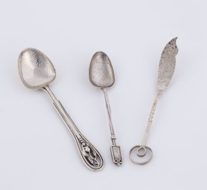 LINTON Western Australian sterling silver spoons (2); together with a SARGISON'S Tasmanian sterling silver pâté knife, 20th century, (3 items)