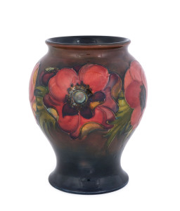 MOORCROFT flambe "Anemone" pattern pottery vase, late 1940s, impressed "W. Moorcroft, Made In England", with paper lable "By Appointment Potter To The Late Queen Mary", 15cm high