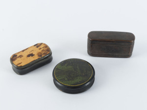 Three Georgian snuff boxes, papier-mâché and tortoiseshell, late 18th early 19th century, the largest 9cm across