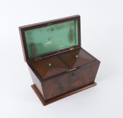 A Georgian mahogany sarcophagus shaped tea caddy, early 19th century, ​17.5cm high, 23cm wide, 13cm deep - 2