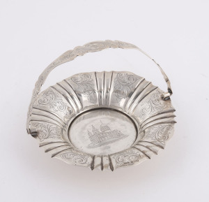English sterling silver "St Pauls Cathedral" sweet meat dish with swing handle, Birmingham, circa 1843, 14.5cm across the handles, 108 grams