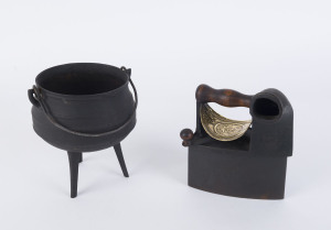 Antique English coal iron by J.J. Siddons of West Bromwich; together with an iron cauldron by Falkirk, 19th century, ​the iron 20.5cm high