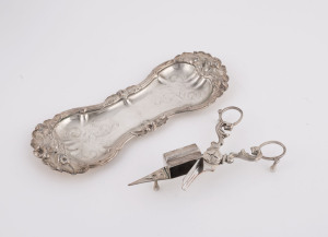 An English silver plated candle snuffer and tray, 19th century, ​the tray 25.5cm wide