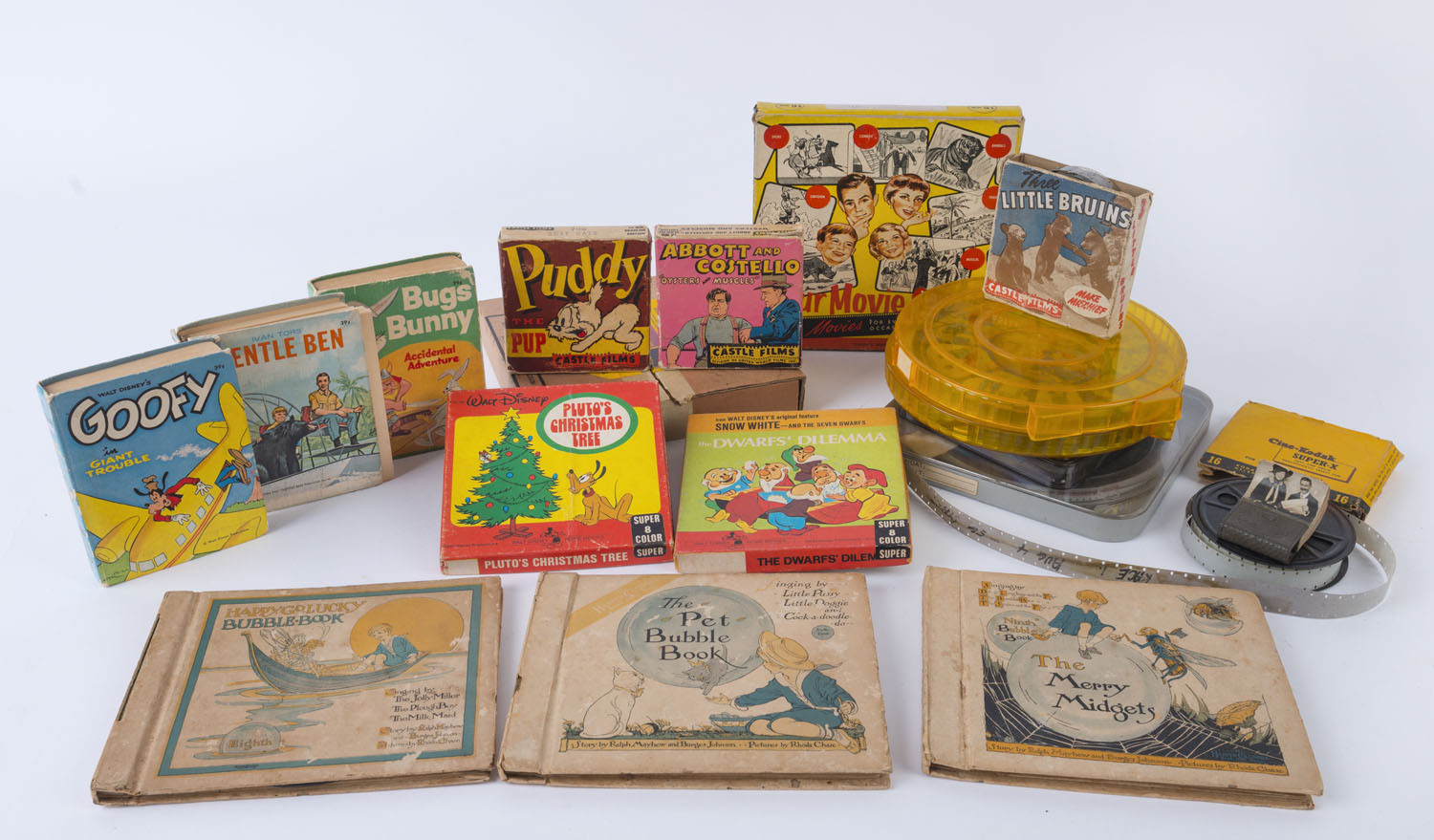 CHILDREN'S ENTERTAINMENT: with Walt Disney boxed 8mm film reel for