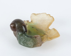 DAUM French pate de verre snail dish, late 20th century, etched "Daum, France", 9cm wide