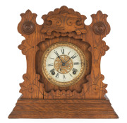 ANSONIA Cabinet "Preston" American clock with 8 day time and strike movement in oak case, circa 1904, 36cm high