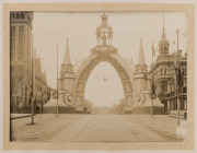 Circa 1901 Duke of Cornwall and York photo album with 12 albumen prints showing Melbourne Swanston Street commemorative archways, ​image size 15 x 20cm - 11