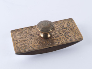 TIFFANY & Co. (attributed) ink blotter with zodiac decoration, early 20th century, 14cm wide
