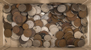 Coins - Australia: Accumulation of pre-decimal and decimal coins, approximately 80% decimal including 50c (60+), total weight 3.2kg. Worth investigating.