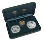 Coins - Australia: Gold: Sydney 2000 Olympic Proof Coin Collection, a RAM/Perth Mint joint venture, comprising $100 Achievement (Stadium), 10.021gr of 999/1000 fine gold; also silver $5 Harbour of Life & $5 Platypus & Water Lilly each 31.635gr 999/1000 fi