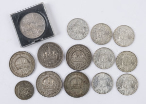 Coins - Australia: Silver: Selection with Crowns 1937(4) & 1938, 50c Rounds (7) & a 1952 Florin, condition fair to fine; also GB 1953 Coronation Crown a/Unc.