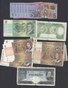 Banknotes - Australia: Bundle of banknotes with pre-decimal Coombs/Wilson £5 Franklin & QEII £1 (both heavy folds, edge splits), decimal notes with circulated 'Legend Shortened' $2 & $1 (4) plus $1 a/Unc Johnston/Stone (11) incl. consecutive run of eight 'DNS' prefix, also a/Unc Stevens/Fraser $5 (7) being consecutive runs of four and three.