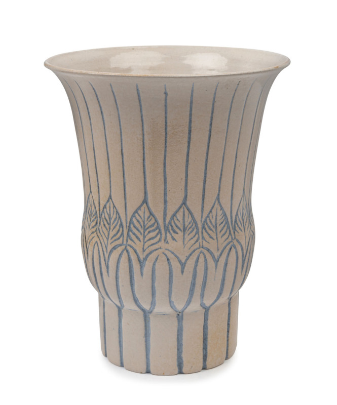 KLYTIE PATE Australian pottery vase with sgraffito decoration, incised "Klytie Pate", ​23cm high