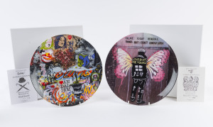 Two ROYAL DOULTON boxed collector's plates, limited editions of 2000, I.) Mood Board, 510/2000, II.) Beautiful Things 230/2000, ​27.5cm diameter