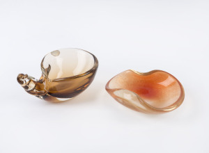SEGUSO amber Murano glass shell bowl with original label "Archimedes Seguso Murano, Made In Italy", together with a Murano glass bowl most likely Seguso, circa 1950's, (2 items), shell bowl 20cm wide
