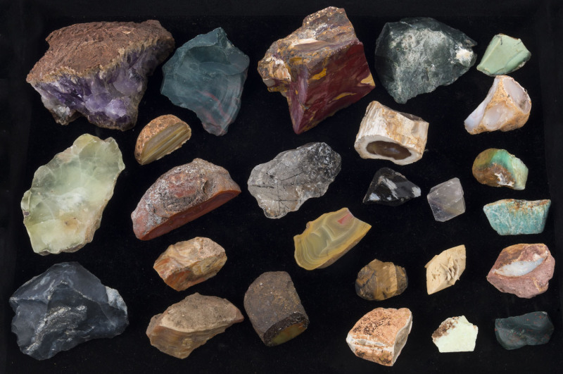 Twenty six assorted mineral specimens