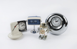 Five assorted vintage and retro clocks, the largest 24cm high