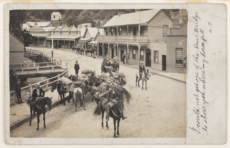 A collection of Real-Photo postcards, with mainly Australian, Indian, Japanese, Egyptian and Ceylonese subjects. (85+).