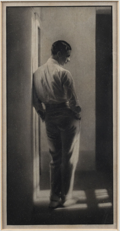 ADOLPH GAYNE DE MEYER (1868-1945), Teddie, gelatin silver print, label verso "Baron Adolph De Meyer, Teddie, Camera Work Issue No.XXXX, October 1912", ​23 x 12cm