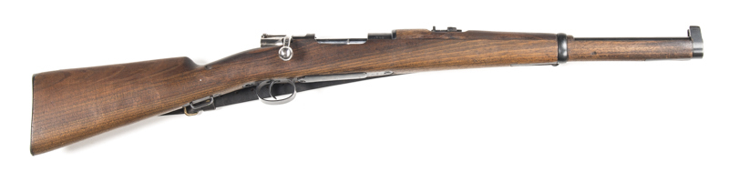 SPANISH MODEL 1895 MAUSER B/A CARBINE: 7.62; 5 shot mag; 17” barrel; g. bore; std sights & fittings; breech marked FABRICA DE ARMAS OVIEDO & dated 1907; g. profiles & clear marking; blue/black finish to barrel, receiver & fittings; bolt in the white; g. s