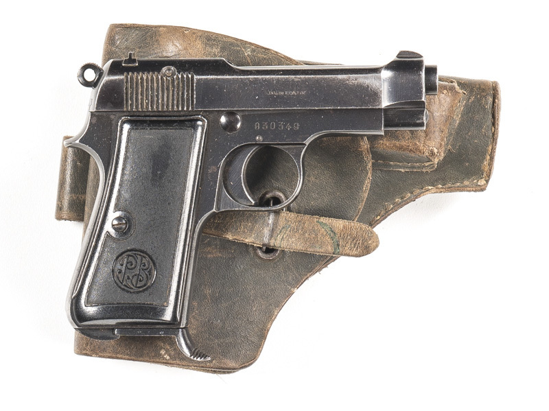 BERETTA MOD.1935 S/A PISTOL: 7.65; 7 shot mag; 85mm (3 3/8") barrel; g. bore; std sights & Beretta markings to lhs of slide; g. profiles & markings; retaining 75% original blacked finish; g. original Beretta grips; complete with leather holster; gwo & con