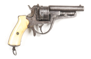 SCARCE GALAND REVOLVER: 9mm Perrin; 6 shot non fluted cylinder; 92mm (3¾") rnd barrel; g. bore with multi-groove rifling; Belgium proofs to cylinder; C.F.G to rhs of barrel lug; revolver has an unusual Cartridge extractor system, t/guard pivots forward &