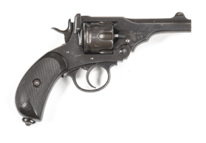 QLD GOVT. POLICE ISSUE WEBLEY & SCOTT MKV REVOLVER: 455 Cal; 6 shot fluted cylinder; 102mm (4") barrel; g. bore; std sights; WEBLEY MARK V Patents to lhs of frame; QáG to lhs of barrel lug, rhs has GáP.662; sharp profiles & clear markings; 95% original bl