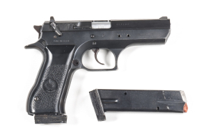 I.M.I. JERICHO 941 S/A TARGET PISTOL: 9mm; 16 shot mag; 115mm (4½") barrel; g. bore; std sights, frame address & markings; g. profiles & clear markings; vg blacked finish to slide & frame; frame drilled & tapped for target weights; vg black plastic I.M.I.
