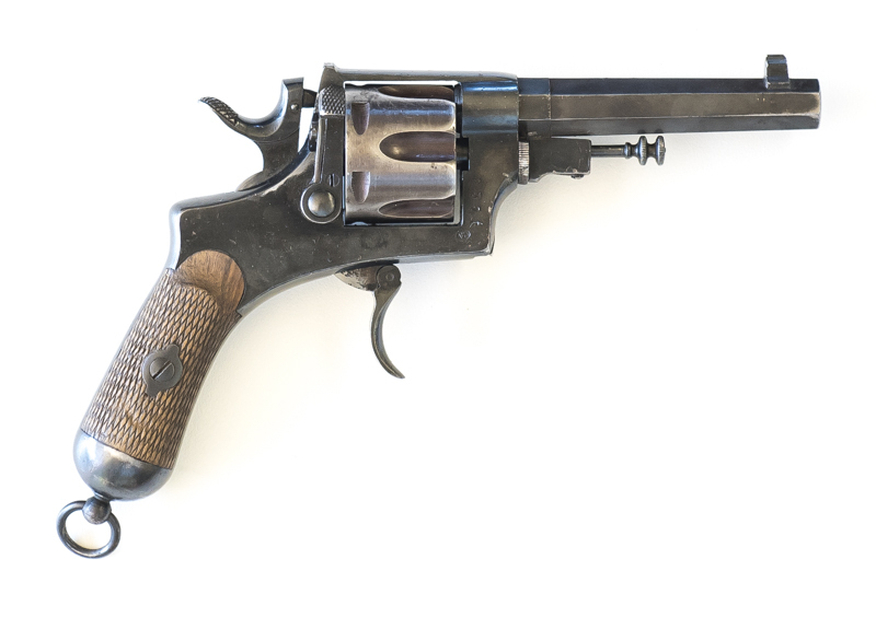 ITALIAN MODEL 1889 GLISENTI SERVICE REVOLVER: 10.5 Cal; 6 shot fluted cylinder; 114mm (4½") octagonal barrel; g. bore; std sights & folding trigger; lhs of frame marked BERNARDELLI GARDONE 1930: g. profiles & clear markings; retaining 80% blue finish to b