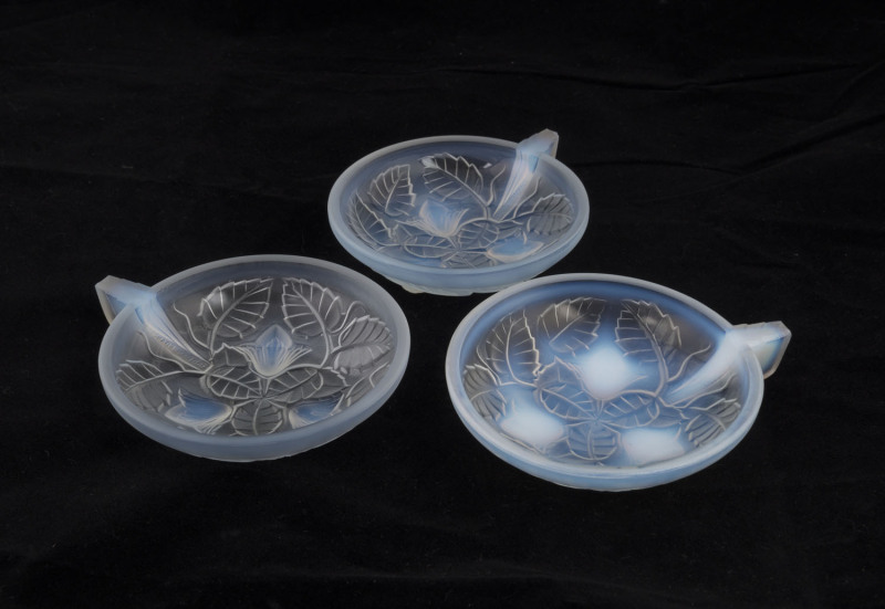 Three French Art Deco opalescent glass ramekins, circa 1930s, stamped "Made In France", ​13cm wide