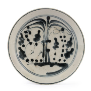 A Chinese blue and white ceramic dish, Ming Dynasty, 16th century, 16cm diameter