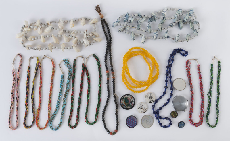 Quantity of costume jewellery, ornaments etc